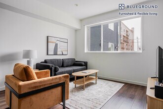 Building Photo - 1011 Serrano Ave