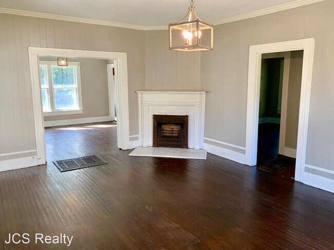 Building Photo - 3 br, 1 bath House - 538 Warner Ave