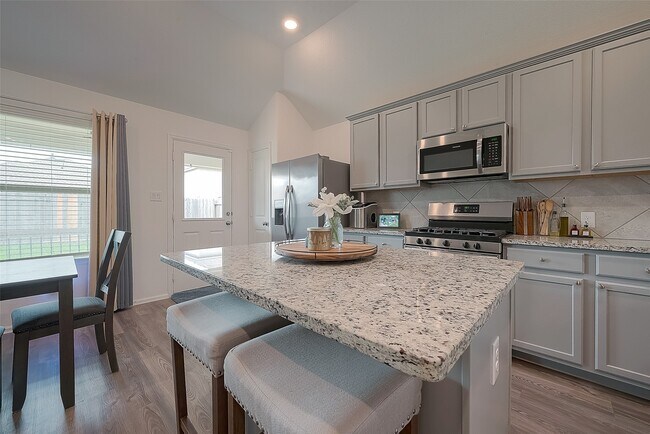 Building Photo - 506 Pecan Landing Ln