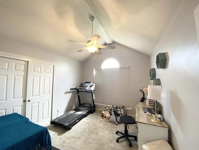 Building Photo - 1511 Homestead Dr W