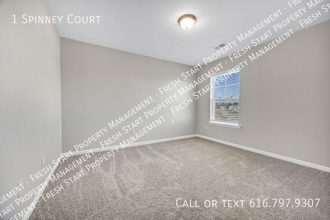 Building Photo - 1 Spinney Ct