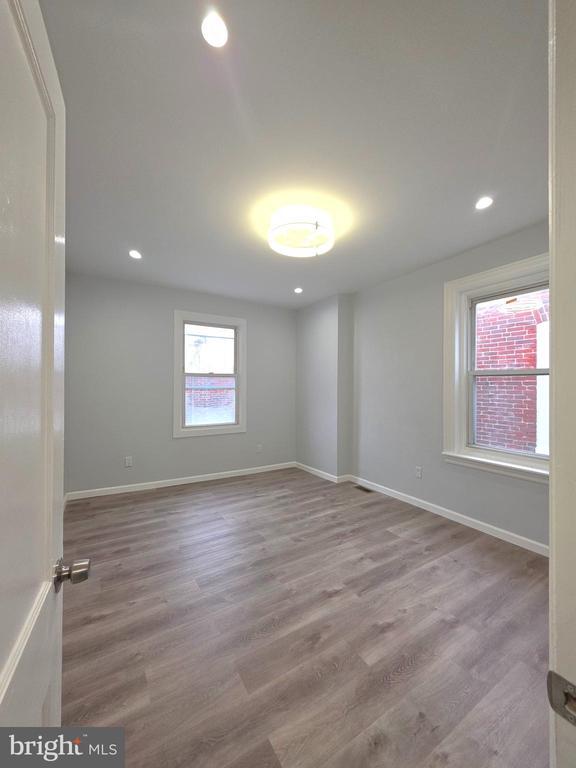 Building Photo - 1214 S 56th St