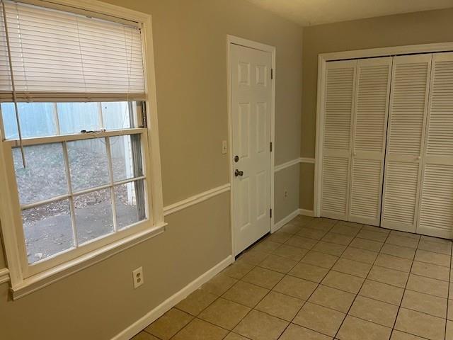 Building Photo - 283 Westland Way SW