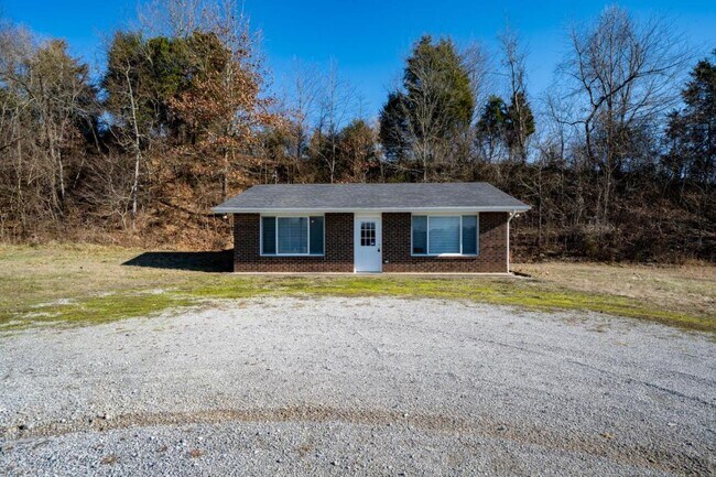 Building Photo - 158 New Beason Well Rd, Kingsport Tn 37660