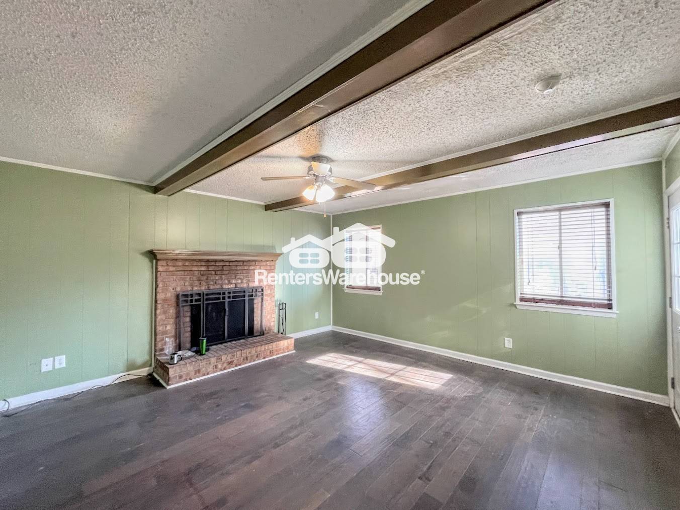 Building Photo - 1812 Saranac Ct