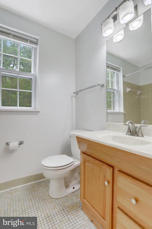 Building Photo - 3369 S Stafford St