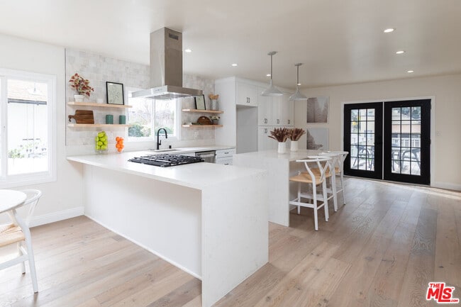 Building Photo - 3766 Valleybrink Rd