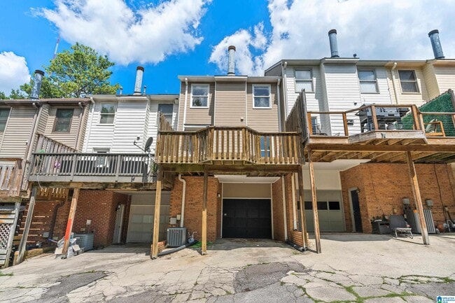 Building Photo - 1659 Ashwood Ln