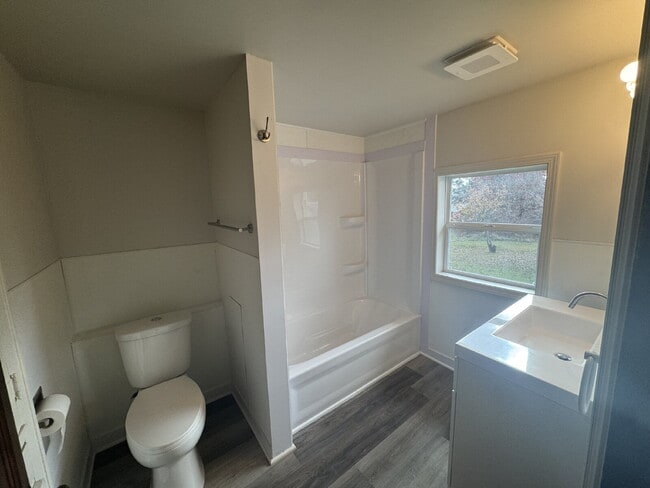 Building Photo - Endless Space Indoors & Out—Beautiful 3BR Home with Barn