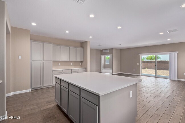 Building Photo - 36640 N Asturian Vly Wy