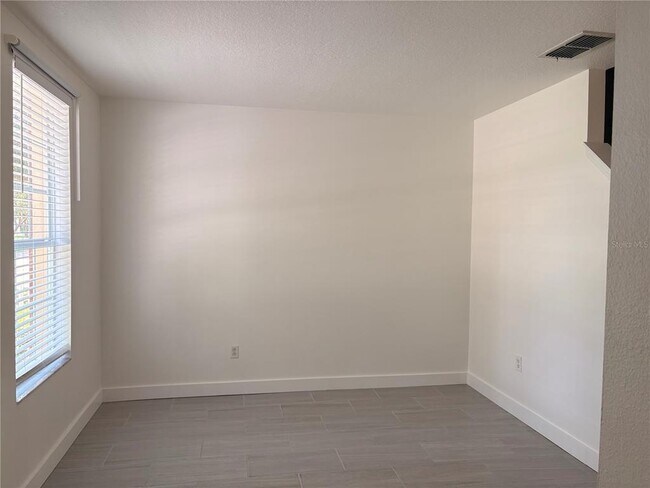 Building Photo - 6318 Westcott Cove Blvd