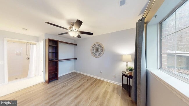 Building Photo - 46895 Eaton Terrace