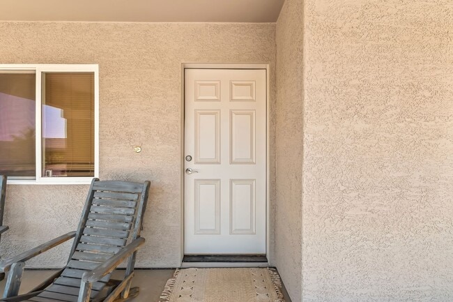 Building Photo - Charming 2-Bed, 2-Bath Home in Fox Creek SHORT OR LONG TERM AVAILABLE