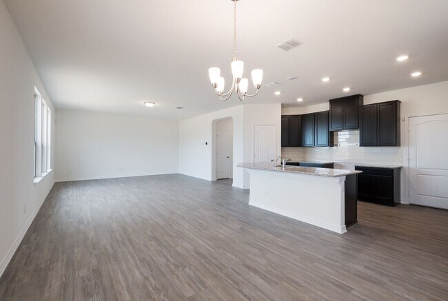 Building Photo - 11227 Aristides