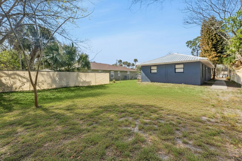 Building Photo - 431 Sheldon St