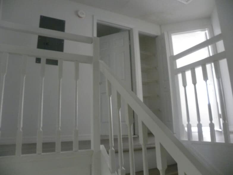 Building Photo - 4966 Sanoma Village