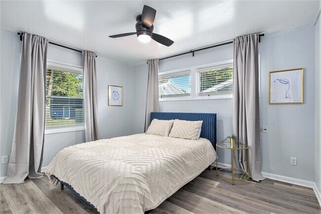 Building Photo - 1160 Helman Drive - Comfortable 3 Bed, 1.5 Bath Home in McKinley Terrace