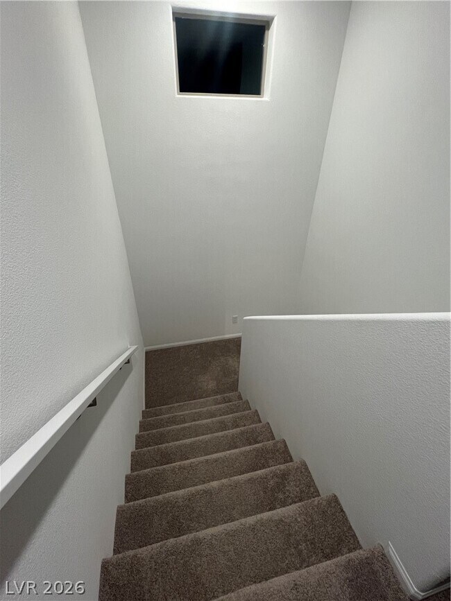 Building Photo - 7668 Loftwood Ave