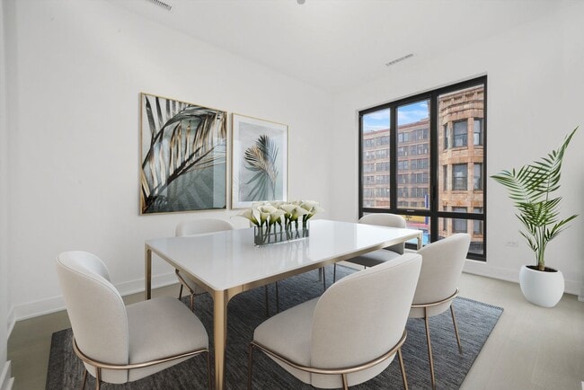 Building Photo - 323 S Racine Ave