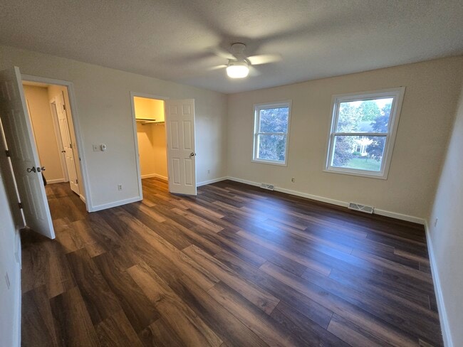 Building Photo - 2325 Cold Stream Ave NE