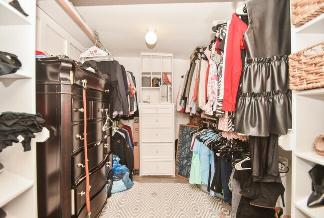 Building Photo - 3912 Childress St