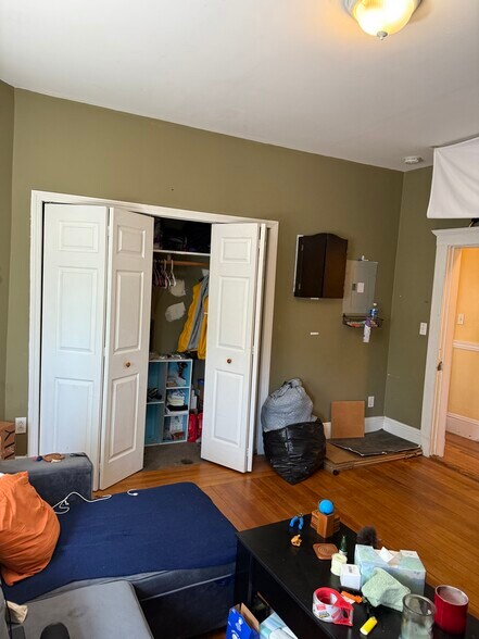 Building Photo - 4 Litchfield St