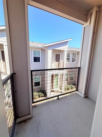 Building Photo - 212 Stellariga Pl