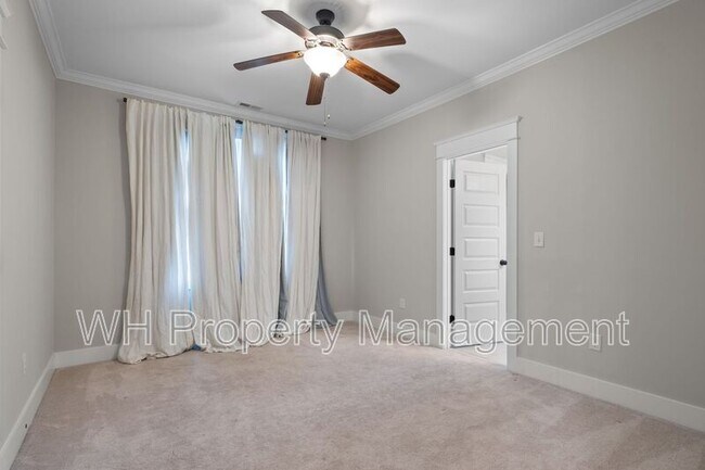 Building Photo - 311B 54th Ave N