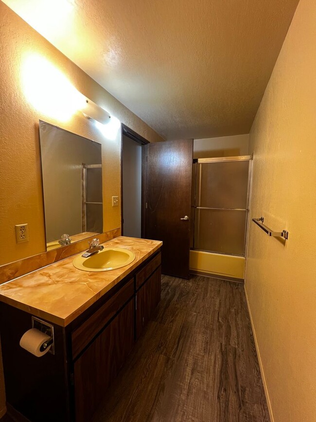 Building Photo - Non-Refundable & Security Deposit Total: $...