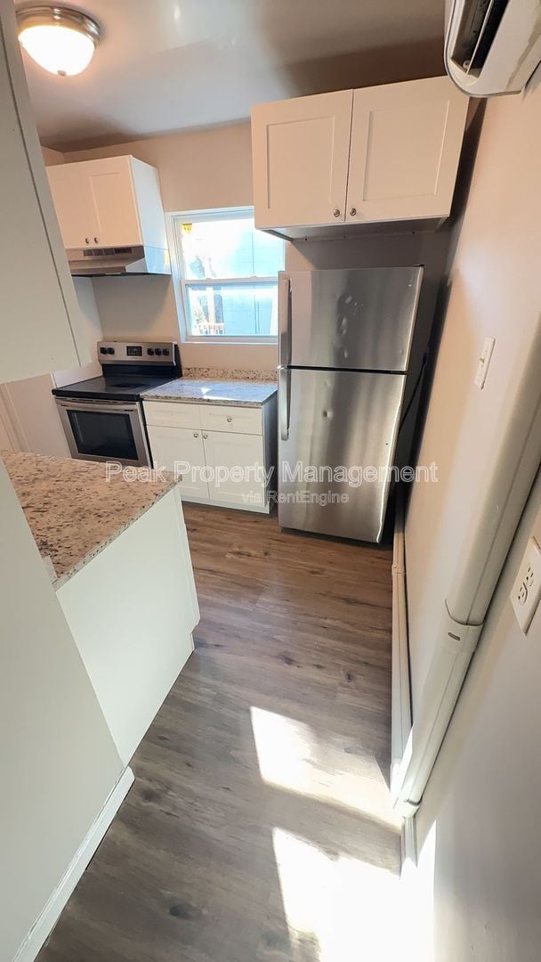 Building Photo - 925 N 20th St