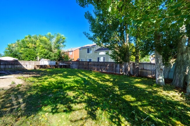 Building Photo - 9356 Jackrabbit Ln