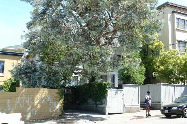 Primary Photo - 2709 Channing Way