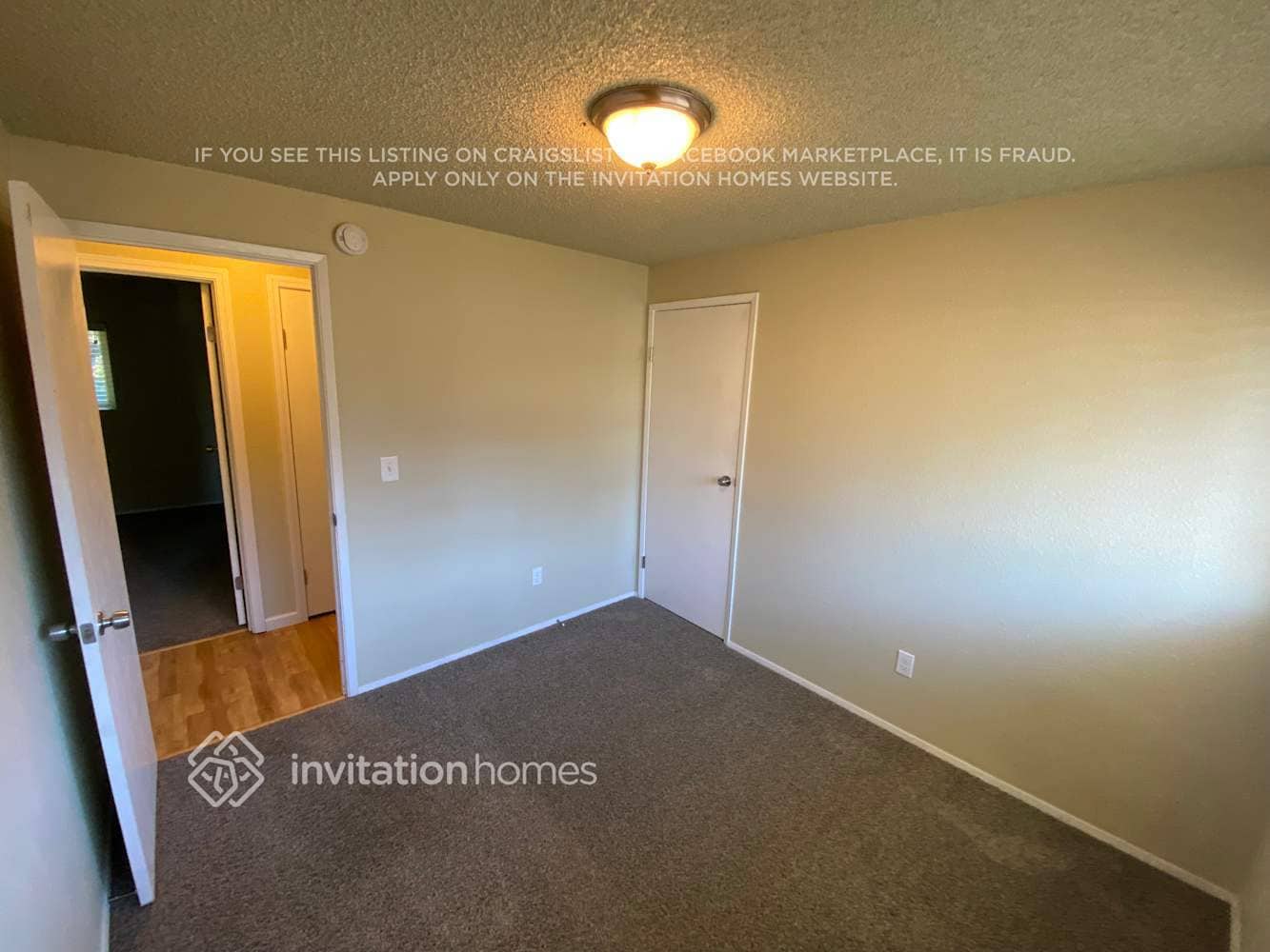 Building Photo - 33628 27th Pl SW