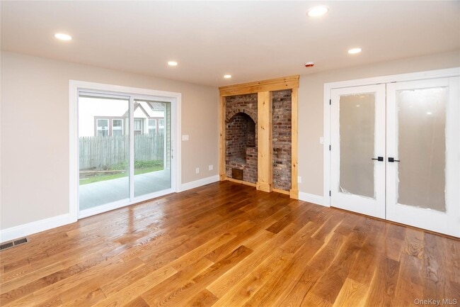 Building Photo - 4407 Albany Post Rd