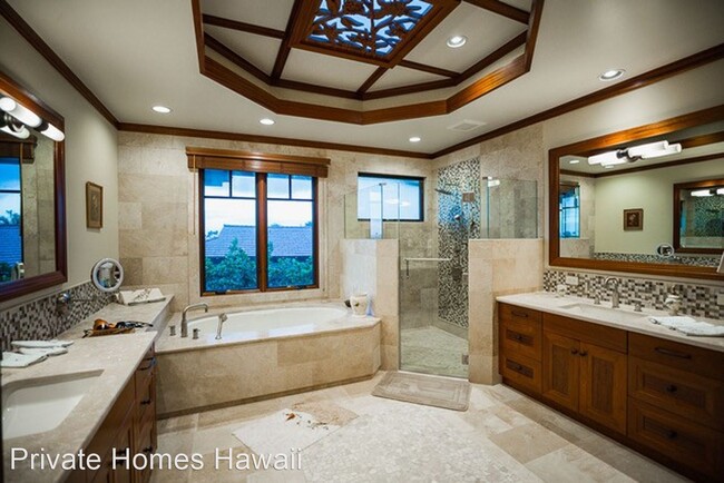 Building Photo - 5 br, 5 bath House - 682 Elepaio Street
