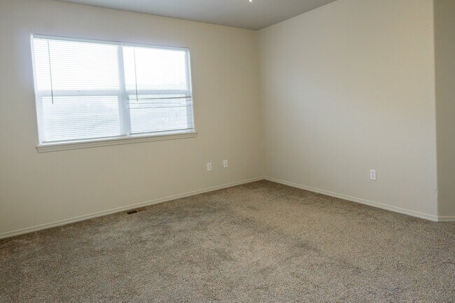 Building Photo - 1248 Nichols Blvd