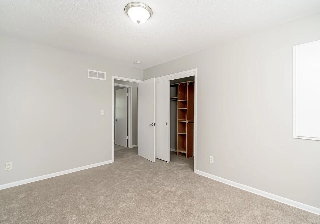 Building Photo - 2625 63rd St