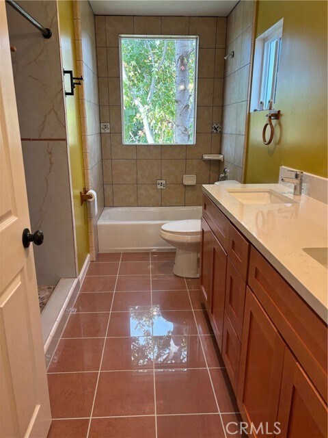 Building Photo - 21323 Conradi Ave