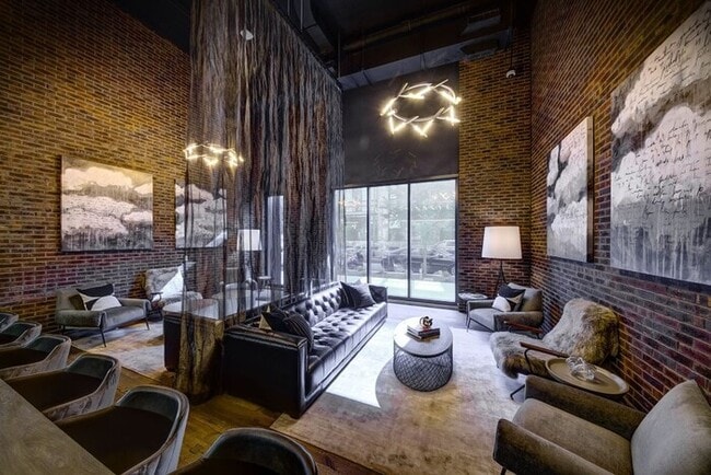 Building Photo - 175 N Ada St