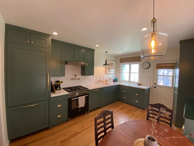 Building Photo - Spanish Charmer in the Village of Downtown Ojai