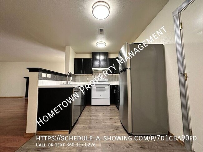 Building Photo - 4206 Wonderwood Ln SE
