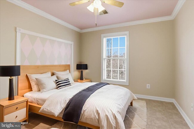 Building Photo - 25559 Fretton Square