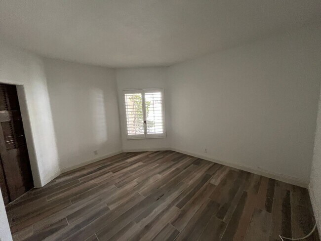 Building Photo - Long Term - 3 Bed 2 Bath in Desert Falls!