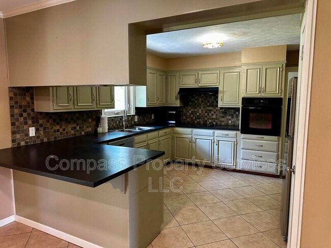 Building Photo - 8919 Whippoorwill Dr