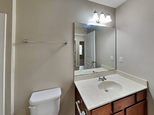 Building Photo - 153 Terracina Dr