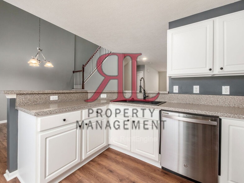 Building Photo - 6482 Ash Rock Cir