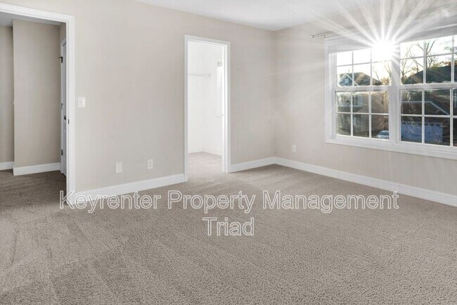 Building Photo - 5470 Noble View Dr