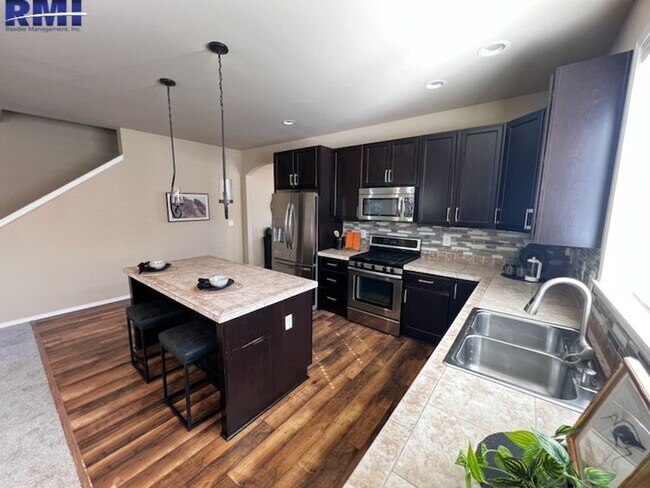 Building Photo - 11244 Borgen Loop NW