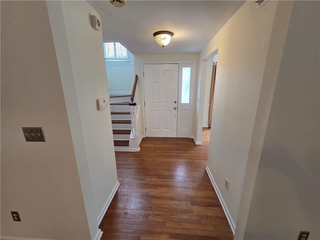 Building Photo - 8 Old Decatur Cir