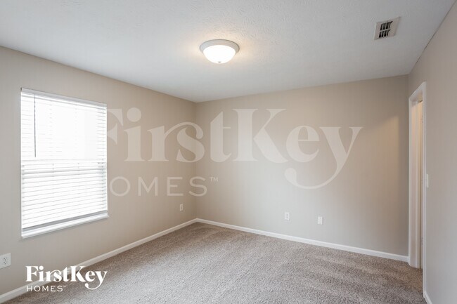 Building Photo - 10949 Gresham Pl